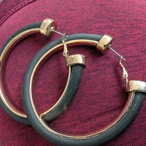Vintage Black and Gold Hoop Earrings